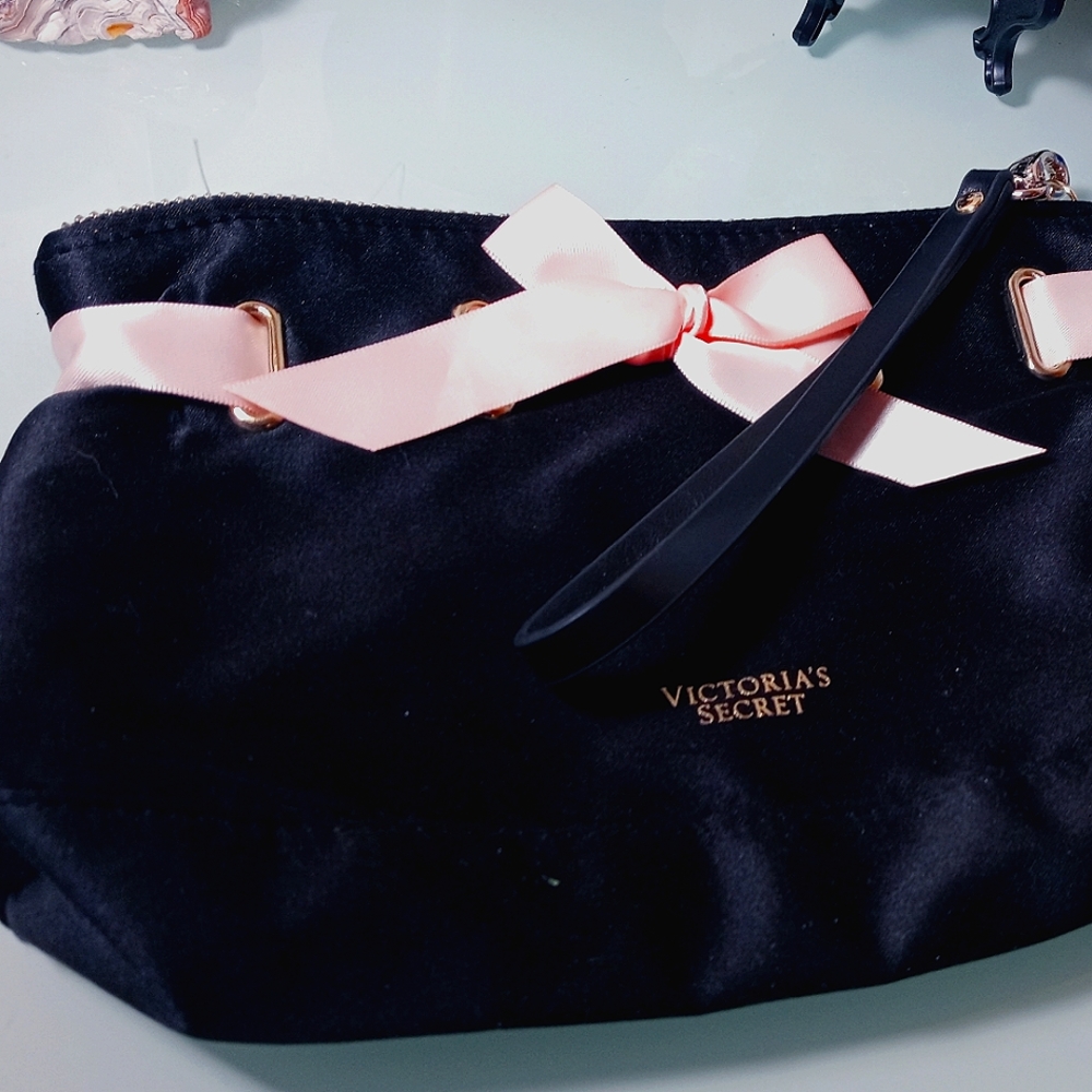 NWTictoria Secret Accessories Zipper Purse